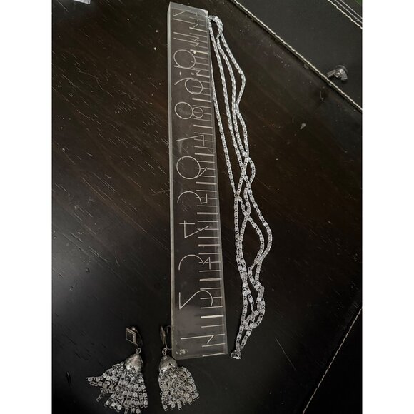 Sara Coventry cascade Tassel Necklace & Clip-On Earrings Set - Picture 8 of 9